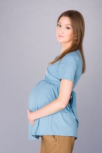 Těhotenská halenka BEBEFIELD - Ruby Blue - Velikost 44
